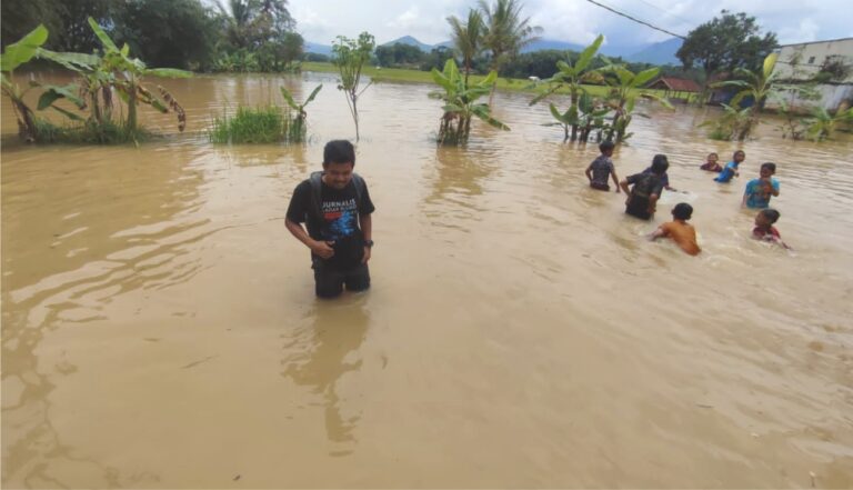 Sungai Citanduy dan Cikidang Meluap, Ratusan Rumah Warga Tasikmalaya Terendam Sedalam Satu Meter