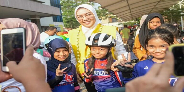 Sah Cerai dengan Dedi Mulyadi, Anne Ratna Mustika Mantap Terjun ke Politik, Kini Ketua DPD Golkar Purwakarta