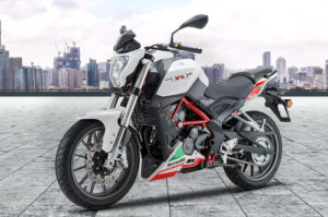 Lebih Galak Dari Yamaha Vixion! Motor Benelli TNT 25 Ternyata Masih Bisa Dikredit, Skema Cicilannya Cuma 400 Ribuan