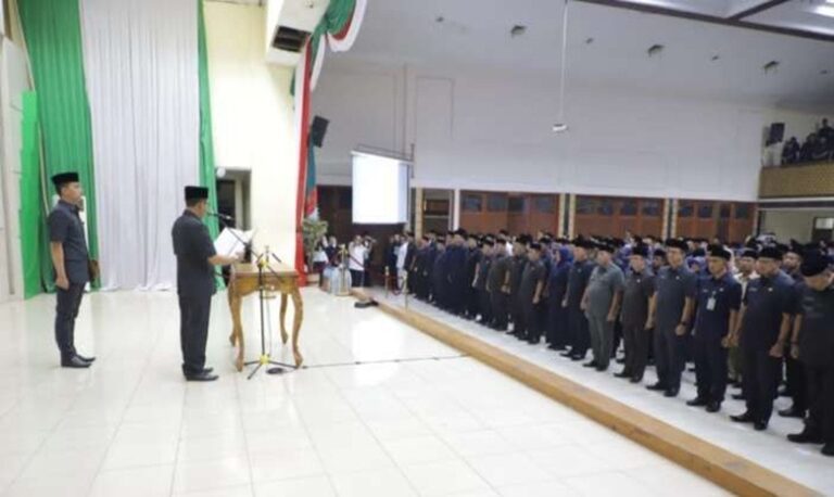 Dadang Supriatna merotasi sejumlah ASN di lingkungan Pemkab Bandung