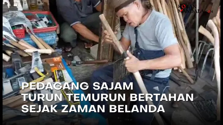 Pedagang Senjata Tajam