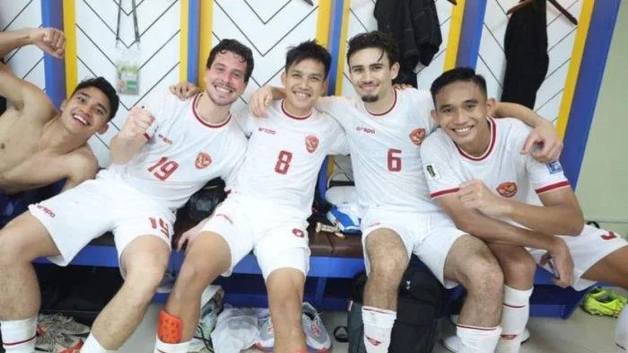 Momen Witan Berkali-kali Kena Semprot Nathan Tjoe-A-On di Laga Vietnam vs Indonesia