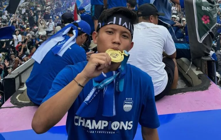 Pemain Persib Bandung Arsan Makarim