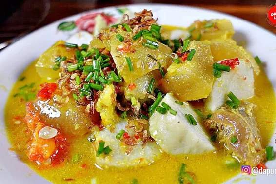 Recook Yuk! Resep Lontong Kikil Khas Surabaya, Warisan Kuliner Legendaris Wajib Coba