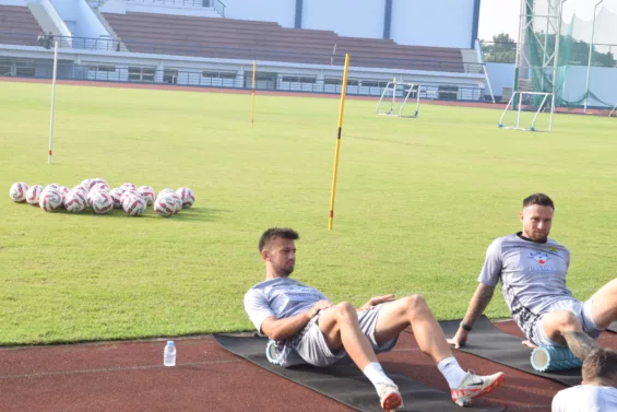 Pemain Persib Bandung Mateo Kocijan