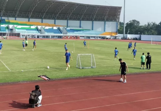 Persiib Bandung Menggelar latihan di SOR Arcamanik.