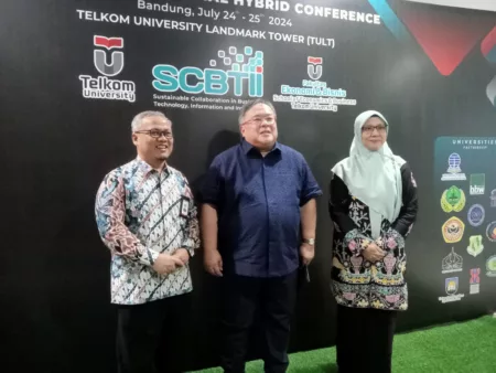 Rektor Telkom University Prof Adiwijaya