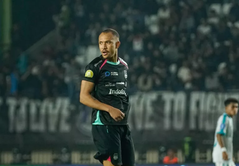 Pemain Persib Bandung Gustavo Franca