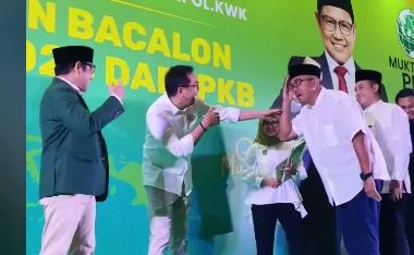 Calon Walikota dan Wakil Wali Kota Bandung Muhammad Farhan dan Erwin