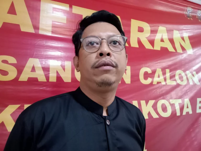 Kepala Divisi Teknis Penyelenggaraan di KPU Kota Bandung, Fajar