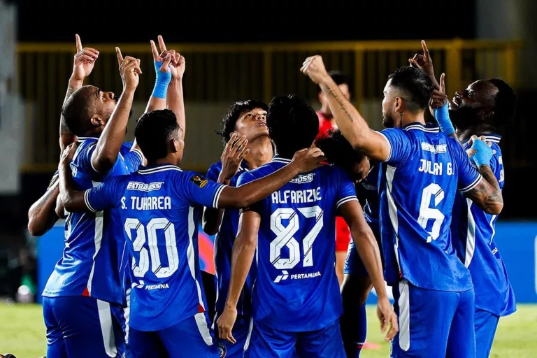 Hasil Arema FC vs Borneo FC Final Piala Presiden 2024, Singo Edan Juara Lewat Adu Penalti