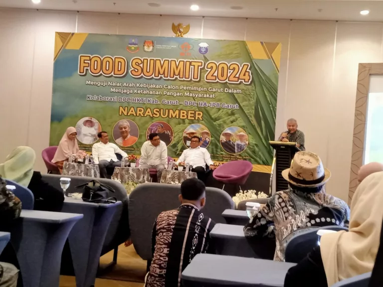 Dua calon pemimpin Garut pada seminar Ketahanan Pangan di fave hotel Garut