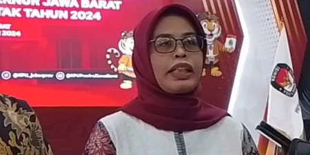 Ketua KPU Jabar Ummi Wahyuni