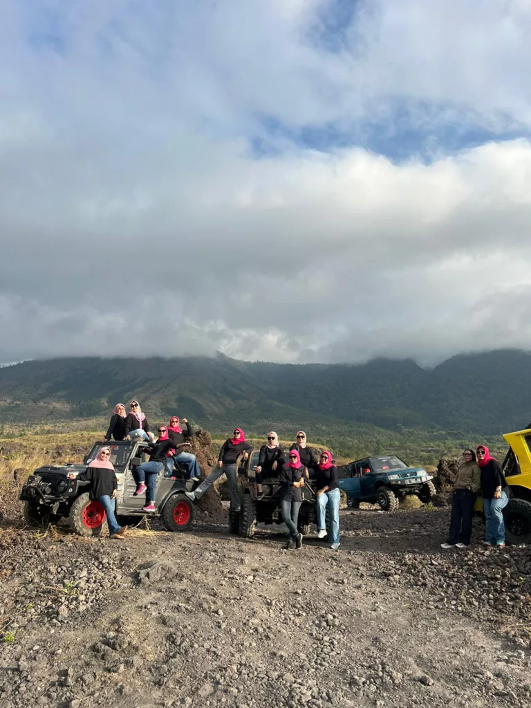 Wisata jeep Gunung Guntur Garut