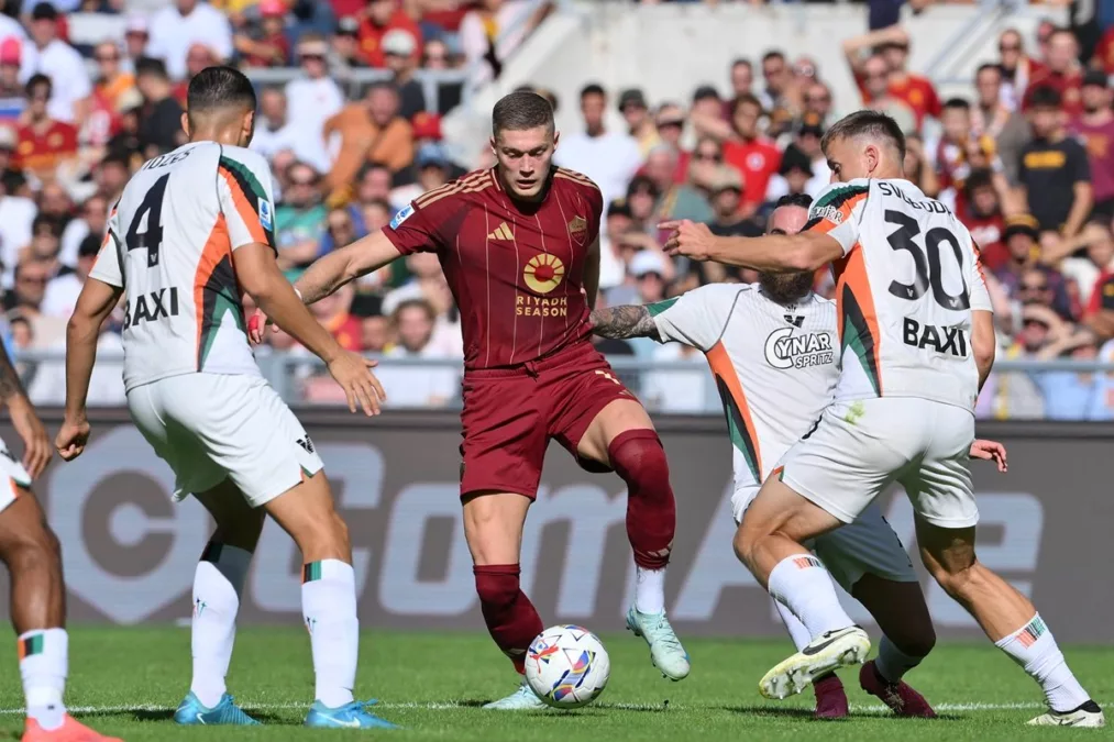 as-roma-vs-venezia-