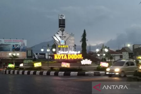 GARUT PUNYA TEMPAT KULINERAN MIRIP LENGKONG Wisata Malam Penuh Kenikmatan (gambar @antara)