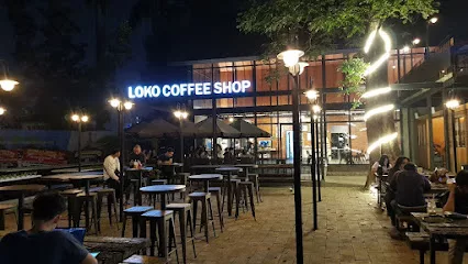 Menikmati Kopi di Loko Coffee Shop Stasiun Bandung: Tempat Nongkrong Asyik di Tengah Kesibukan Kota