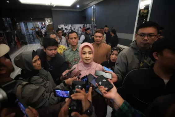 Kadiv Sosdiklih Parmas dan SDM di KPU Kota Bandung Wenti Frihadianti