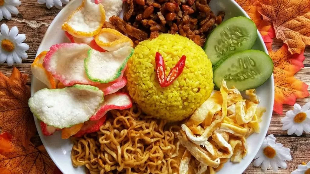 Nasi Kuning dan Nasi Uduk