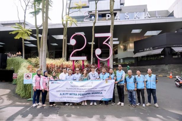 PLN Bandung Tambah Daya Listrik untuk Mall Paskal 23 di Hari Listrik Nasional ke-79