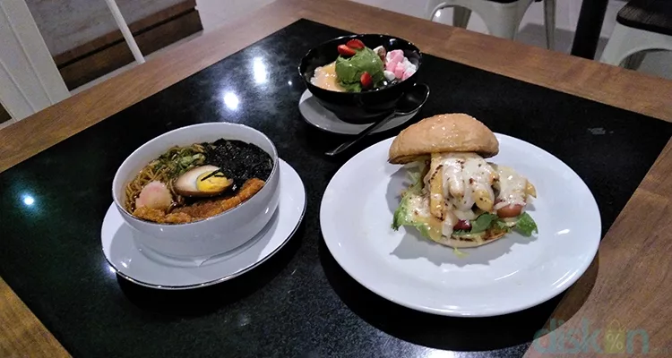 Tempat Makan dengan Menu Fusion