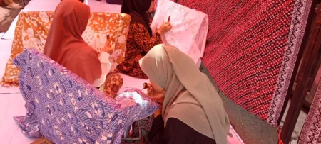 Gelar Batik Tulis Garutan Di Kampung Batik