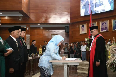 Pelantikan Kiki Zakiyah, jadi Wakil Ketua DPRD Kabupaten Indramayu