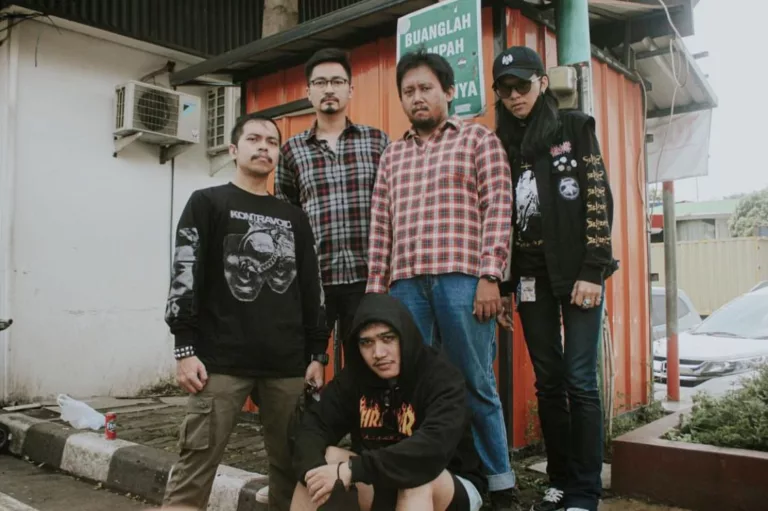 Taruk Band Hardcore Punk - @taruklebam