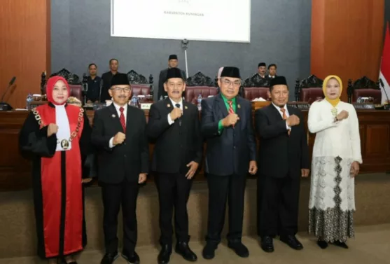 Empat Pimpinan DPRD Kuningan Resmi Dilantik