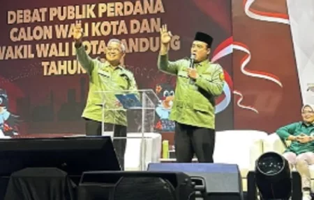 Debat Pilwalkot Bandung, Benarkah Farhan-Erwin Paling Menguasai Materi? ini Kata Penonton