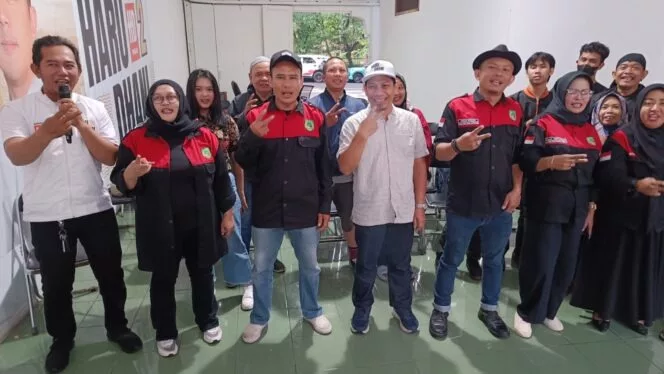 Forum Peduli Pendidikan Deklarasikan Dukungan untuk Pasangan Haru – Dhani