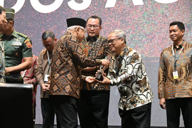 Telkom University Raih Penghargaan Indonesia’s SDGs Action Awards 2024