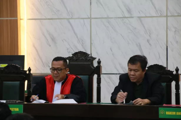 Sidang Tindak Pidana Ringan (Tipiring) digelar di Pengadilan Negeri Kelas 1A Khusus Kota Bandung pada Jumat, 22 November 2024.