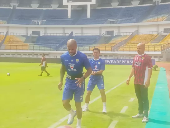 David Da Silva dan Febri Hariyadi, Sudah Mulai Latihan Terpisah di Pinggir Lapangan