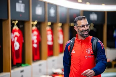 Ruud van Nistelrooy bawa MU meraih kemenangan atas PAOK