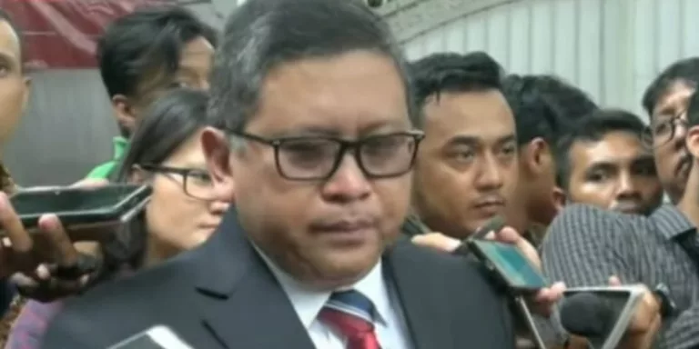 Banyak Cerita Mencurigakan Sebelum Hasto Jadi Tersangka KPK