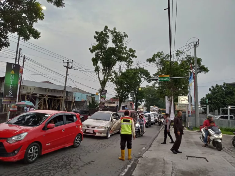 Libur Panjang, Garut Dipadati Wisatawan dan Kendaraan