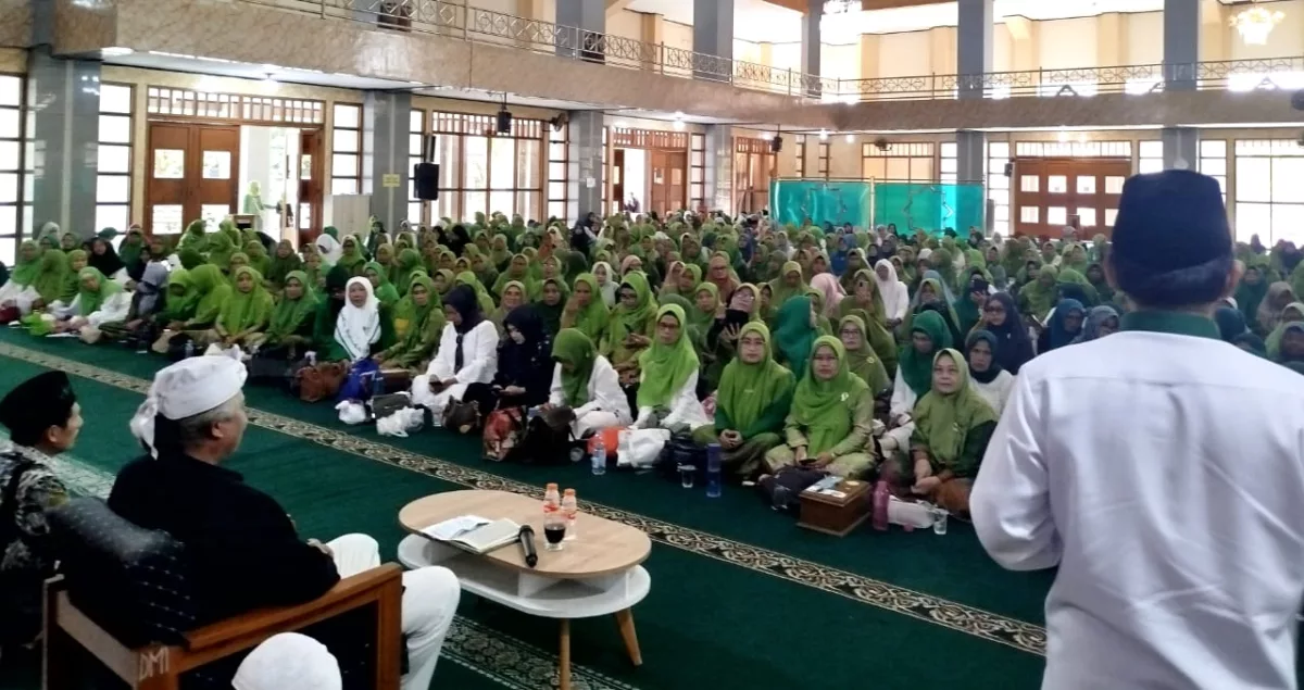 PCNU Garut Gelar Pengajian Budaya Islam Bersama Abah Anton Charliyan