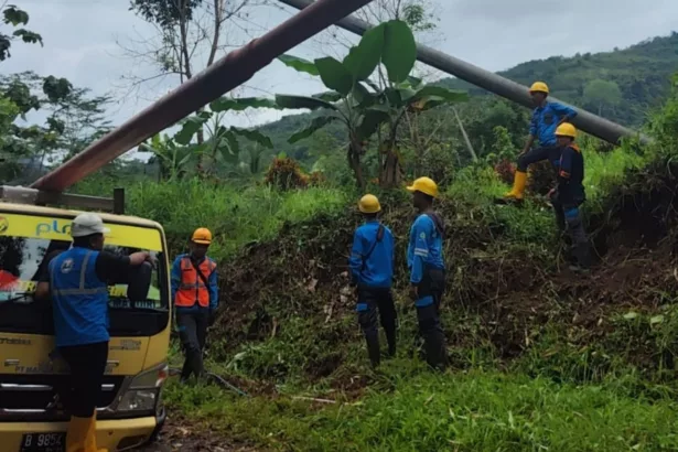 PLN UID Jabar Berhasil Pulihkan Lebih Dari 60% Unit Gardu Distribusi