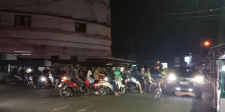 Penutupan Jalan dan Kemacetan Warnai Perayaan Tahun Baru di Garut Kota