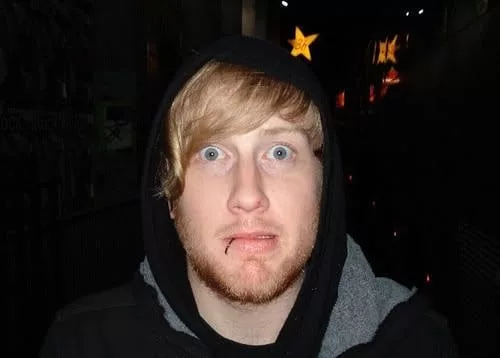 Bob Bryar Eks Drummer MCR Meninggal Dunia (@bobbryar.crew)