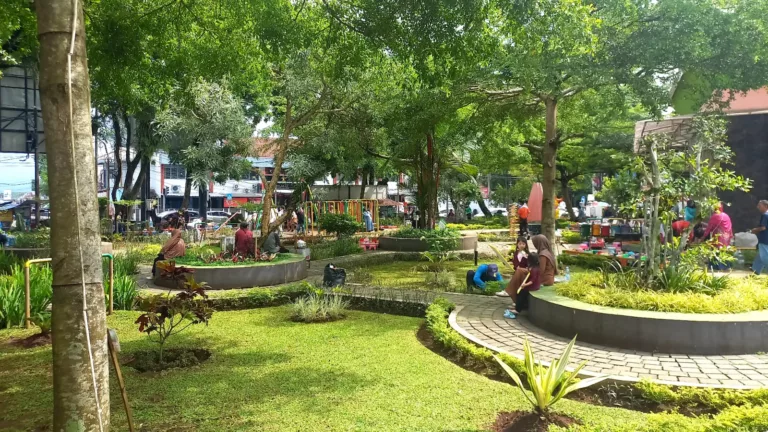 Taman Kota Jadi Wisata Favorit Warga Tasikmalaya Saat Libur Nataru