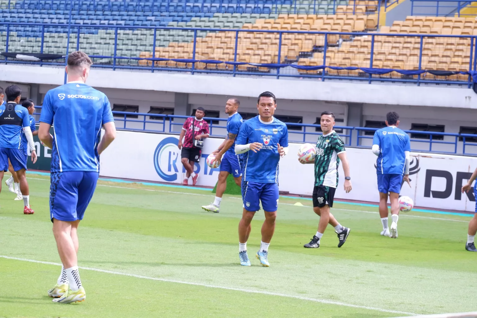 Timnas Indonesia Kembali Tatap Piala Dunia 2026, Gelandang Persib Bandung Berharap Yang Terbaik