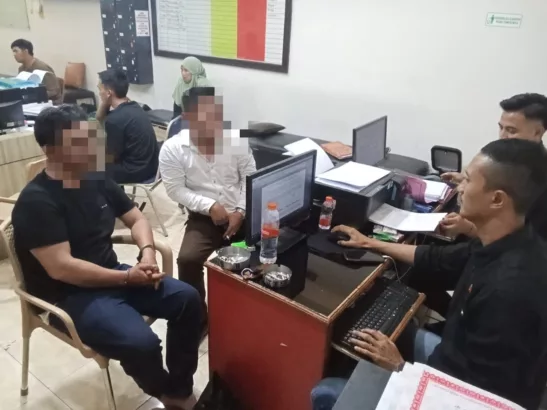 Pemeriksaan dua pelaku pembunuhan di Kadungora Garut