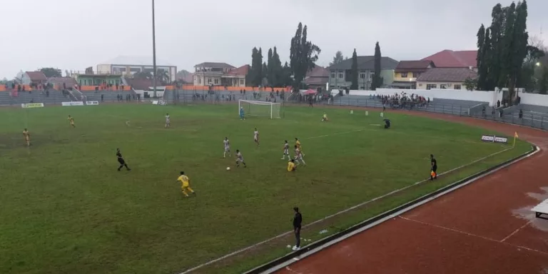 Pesik Kuningan Bungkam Persipu Depok 4-1 di Semi Final Liga 4