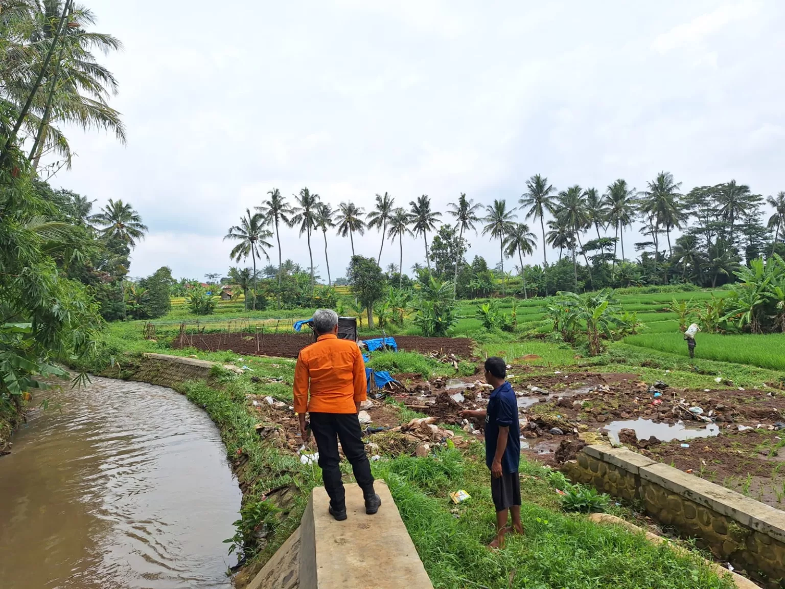 Banjir Bandang Terjang Dua Desa di Kuningan, Belasan Rumah dan Satu Hektar Sawah Terendam