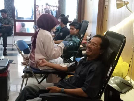 BTM Raya Mujahidin Bandung Gelar Donor Darah Perdana