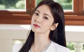 Gaya Rambut Terbaru Song Hye Kyo. (Google)