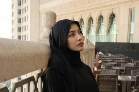 Tampil Berhijab, Mahalini Curi Perhatian Netizen (@Rizkyfbian)