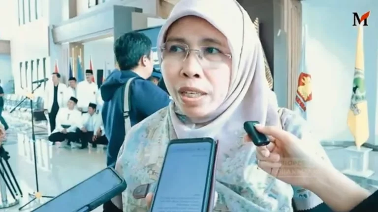 Anggota Komisi V DPRD Jabar, Siti Mumtamah